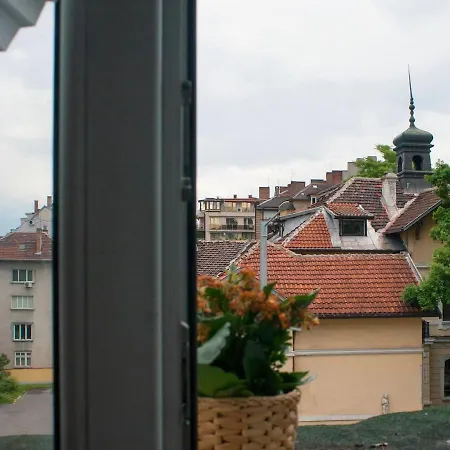Cozy In The Historical Center Of Apartment Sofia