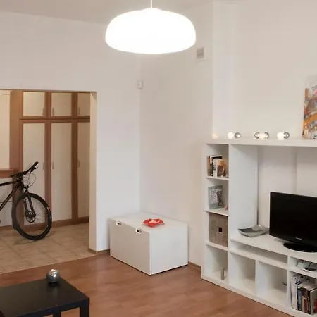 Cozy In The Historical Center Of Apartment Sofia